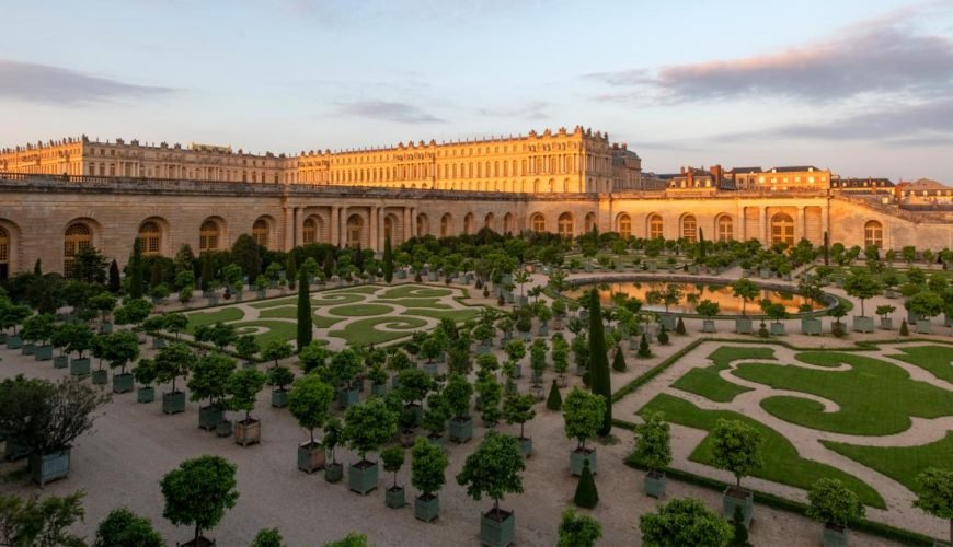 Secrets of Versailles: The Queen’s Retreat, Hamlet & Trianon Gardens