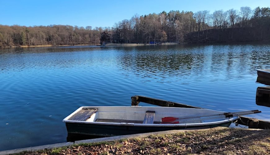 Swedish Lake: Join us on an idyllic hike around deep blue Liepnitzsee