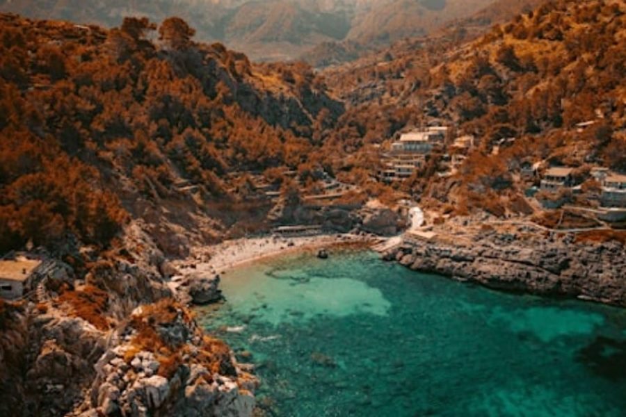 Hiking & Exploring Mallorca over Spring