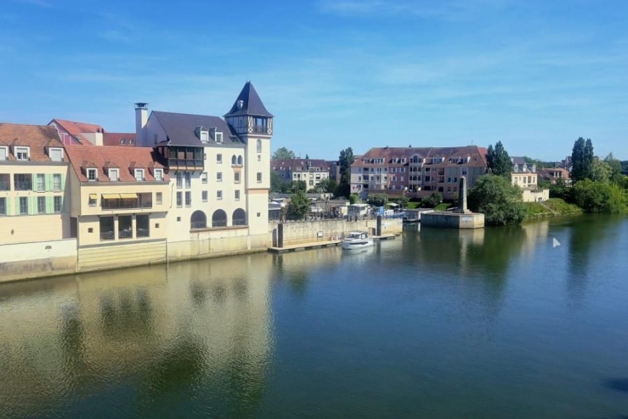 Cergy Summer Escape: Waterfronts, Beaches & Hidden Riviera Near Paris