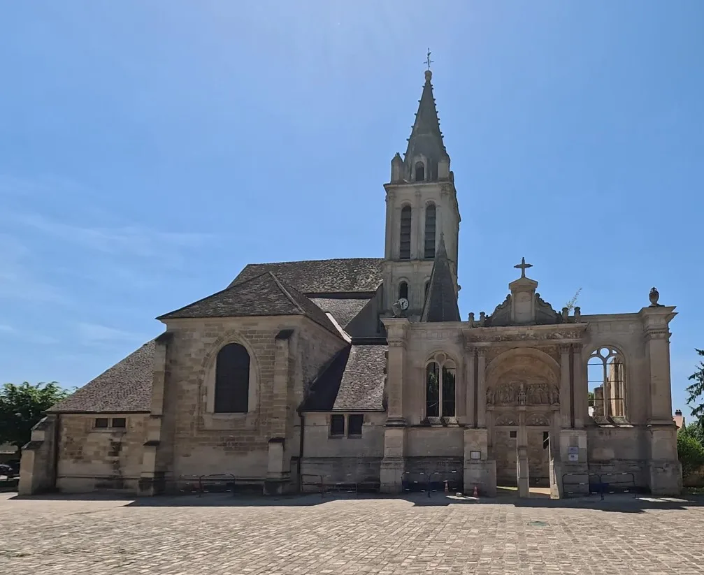 Cergy Summer Escape: Waterfronts, Beaches & Hidden Riviera Near Paris