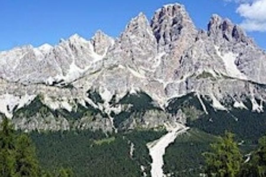 Chase the Sky: Three Days of Soul-Stirring Hikes in the Dolomites