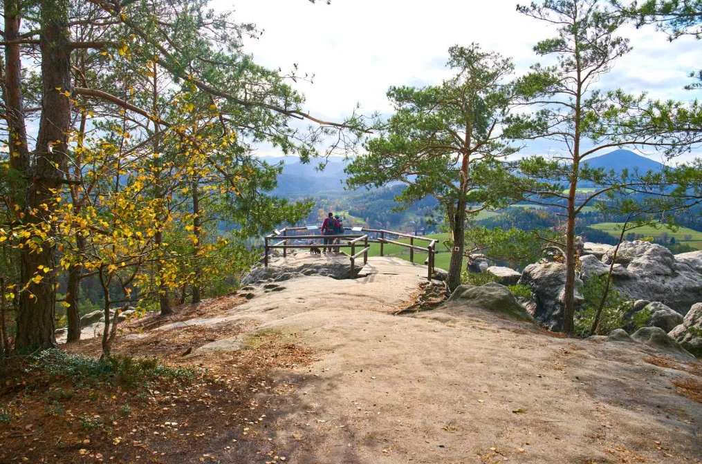 Bohemian Switzerland Autumn Escape: Jetřichovice Views, Forest Trails & Czech Wilderness