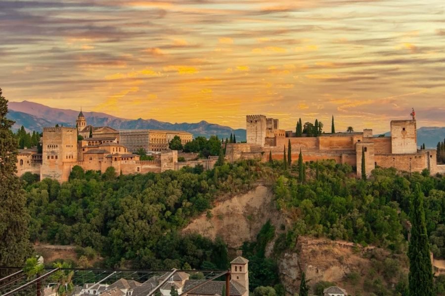 Golden Andalusia: Moorish Palaces, Mountains and Sea Caves